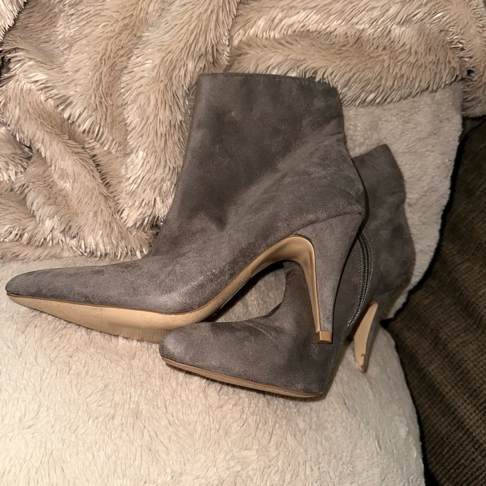 Carlos: Suede ankle zip up bootie.  New, never warm Size 8